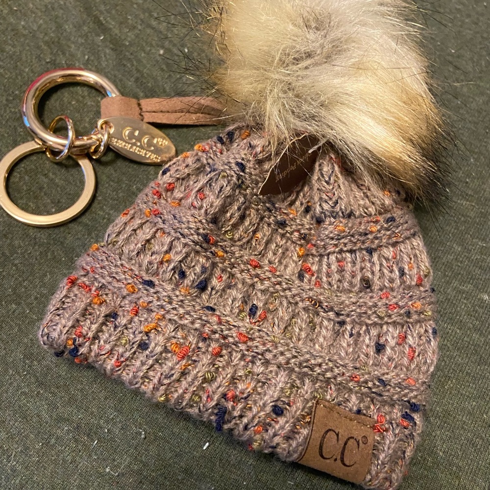 Keychain, never used.